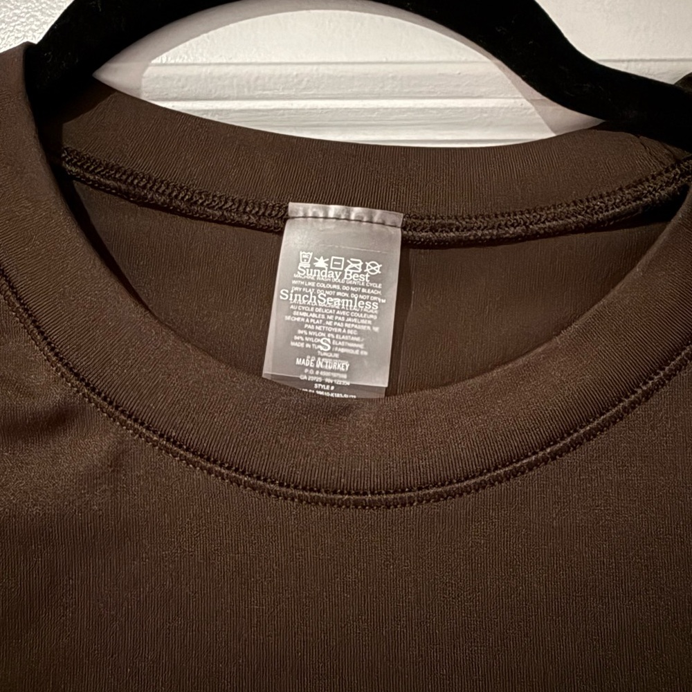 Sinch Seamless Brown T-Shirt - Picture 2 of 2